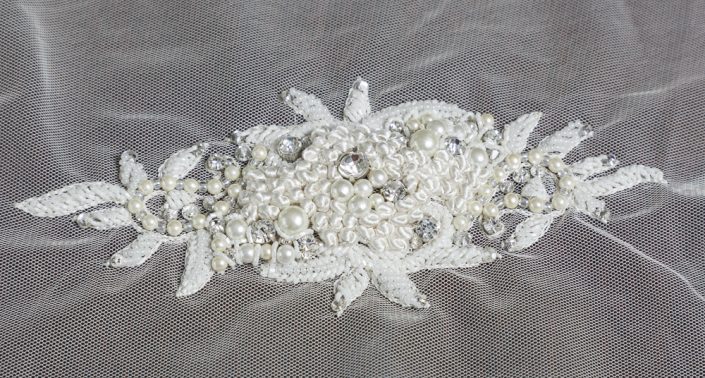 lace wedding dress motif T362 – – €95 per piece