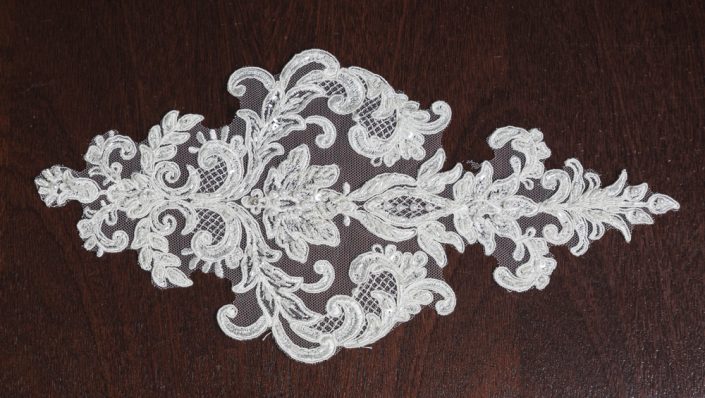 lace wedding dress motif T 692 – €58.00 per piece
