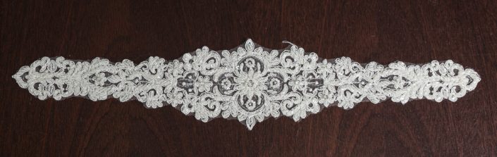 lace wedding dress motif T 634 – €75 per piece