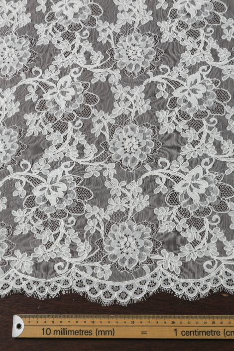 Bridal Lace MB LA7002i €120